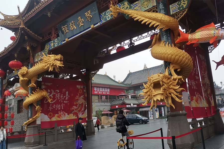 春节金龙造型泡沫雕塑制作